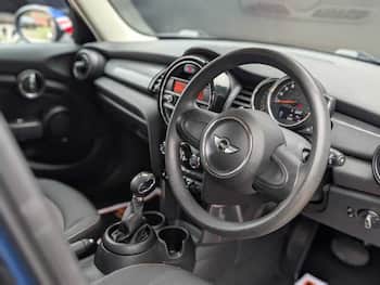 Used MINI Hatch 2018 for sale - 79844921: Photo