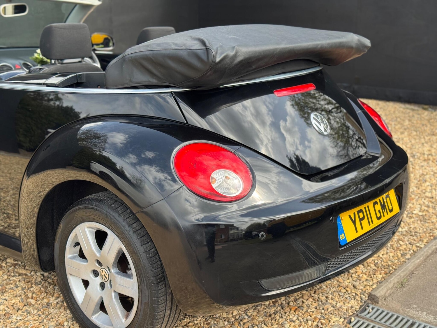 Used Volkswagen Beetle 2011 for sale - 78205074: Photo 14