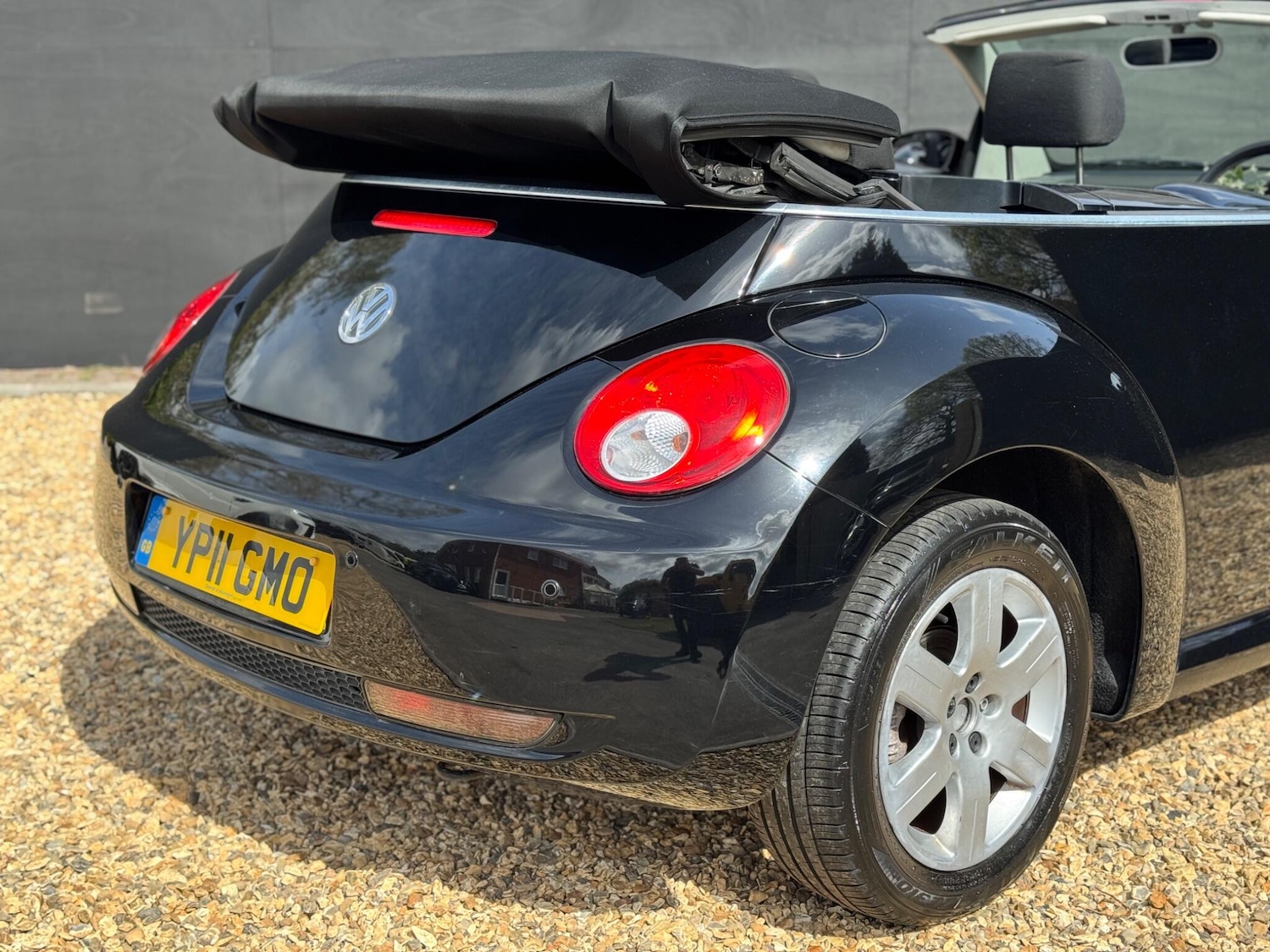 Used Volkswagen Beetle 2011 for sale - 78205074: Photo 31