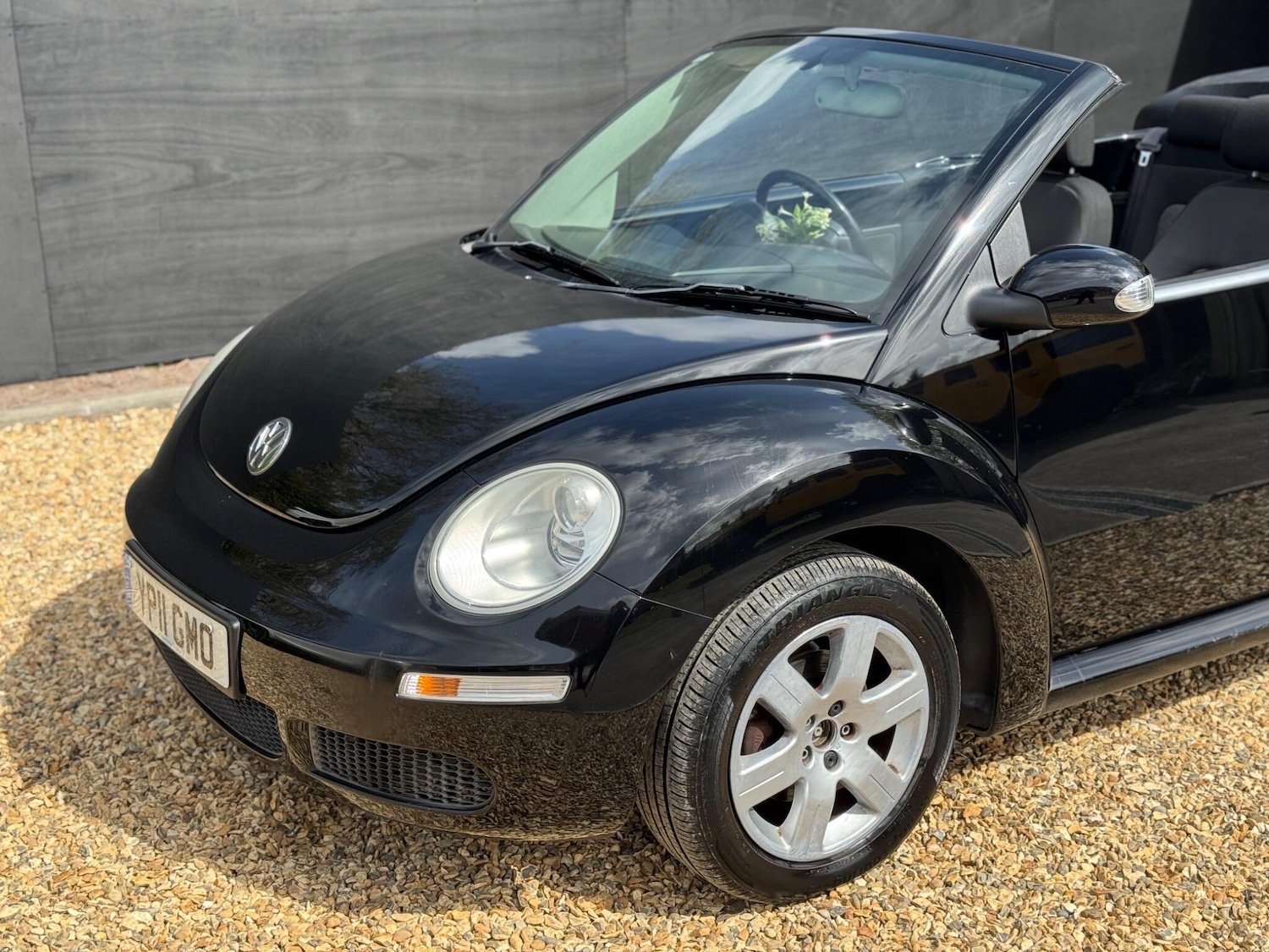 Used Volkswagen Beetle 2011 for sale - 78205074: Photo 9
