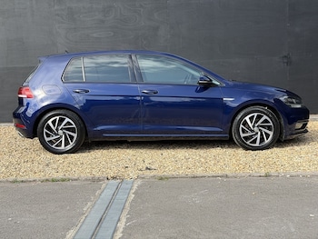 Used Volkswagen Golf 2019 for sale - 78664893: Photo