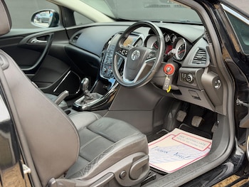 Used Vauxhall Astra GTC 2017 for sale - 78245159: Photo