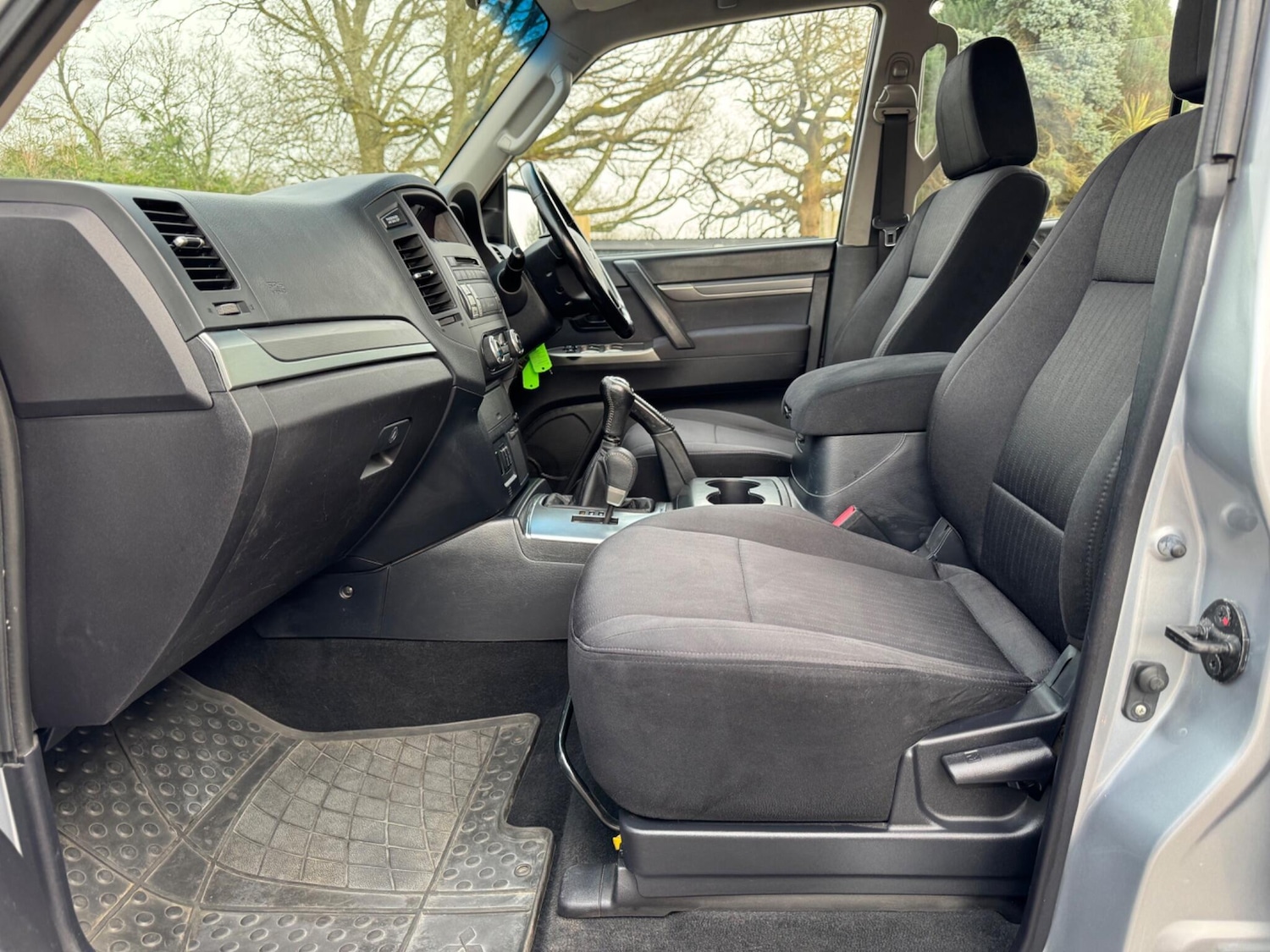 Used Mitsubishi Shogun 2013 for sale - 77769350: Photo 14