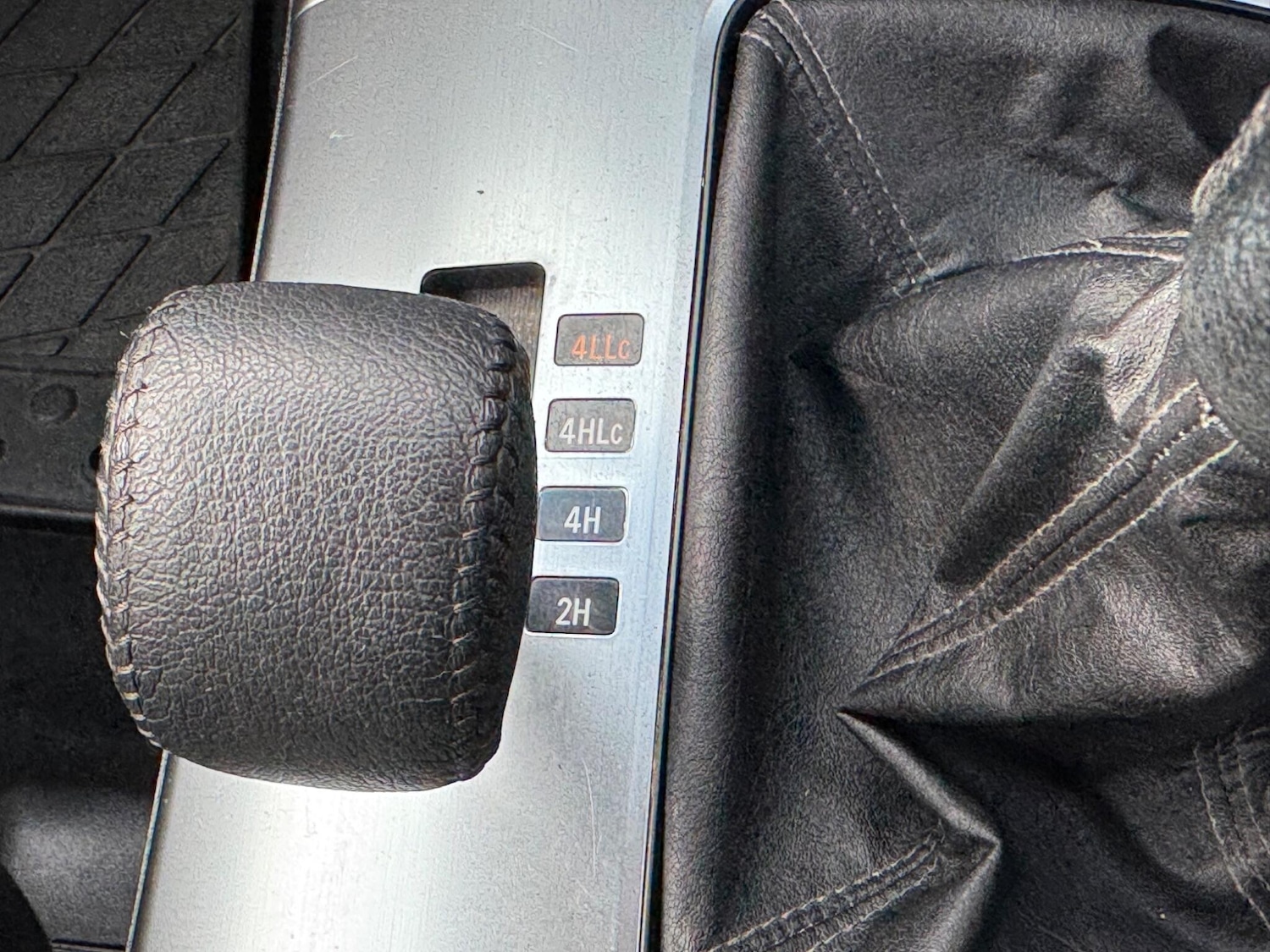 Used Mitsubishi Shogun 2013 for sale - 77769350: Photo 9