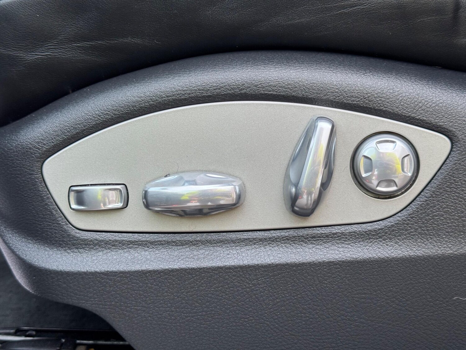 Used Porsche Cayenne for sale - 77670730: Photo 12