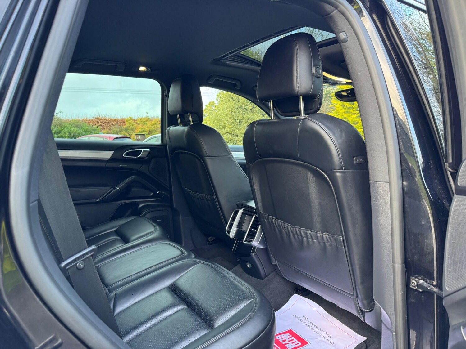 Used Porsche Cayenne for sale - 77670730: Photo 32