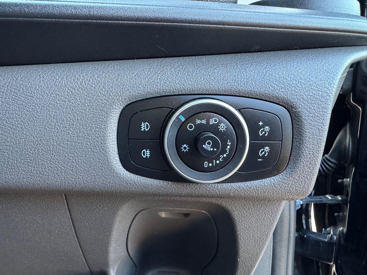 Used Ford Transit Custom 2021 for sale - 77939399: Photo 25