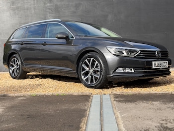 Used Volkswagen Passat 2018 for sale - 78260341: Photo