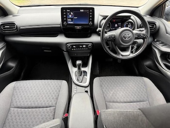 Used Toyota Yaris 2020 for sale - 78507677: Photo