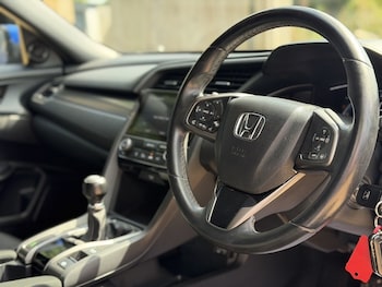 Used Honda Civic 2018 for sale - 79227889: Photo