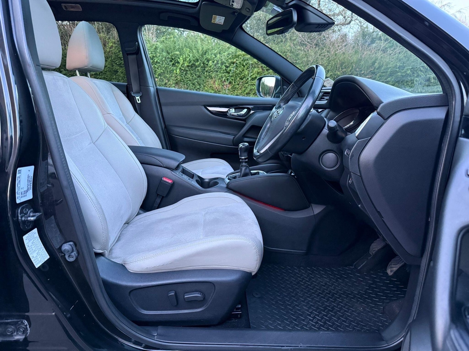 Used Nissan Qashqai 2014 for sale - 77924763: Photo 10