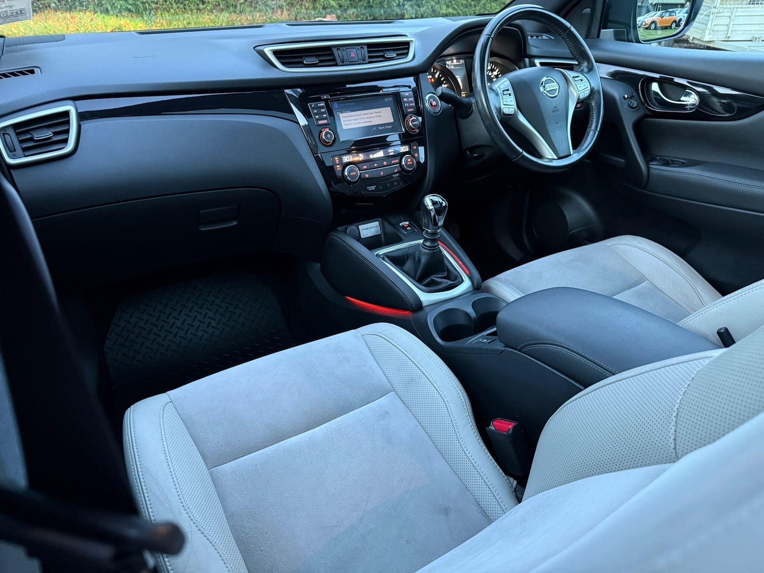 Used Nissan Qashqai 2014 for sale - 77924763: Photo 12