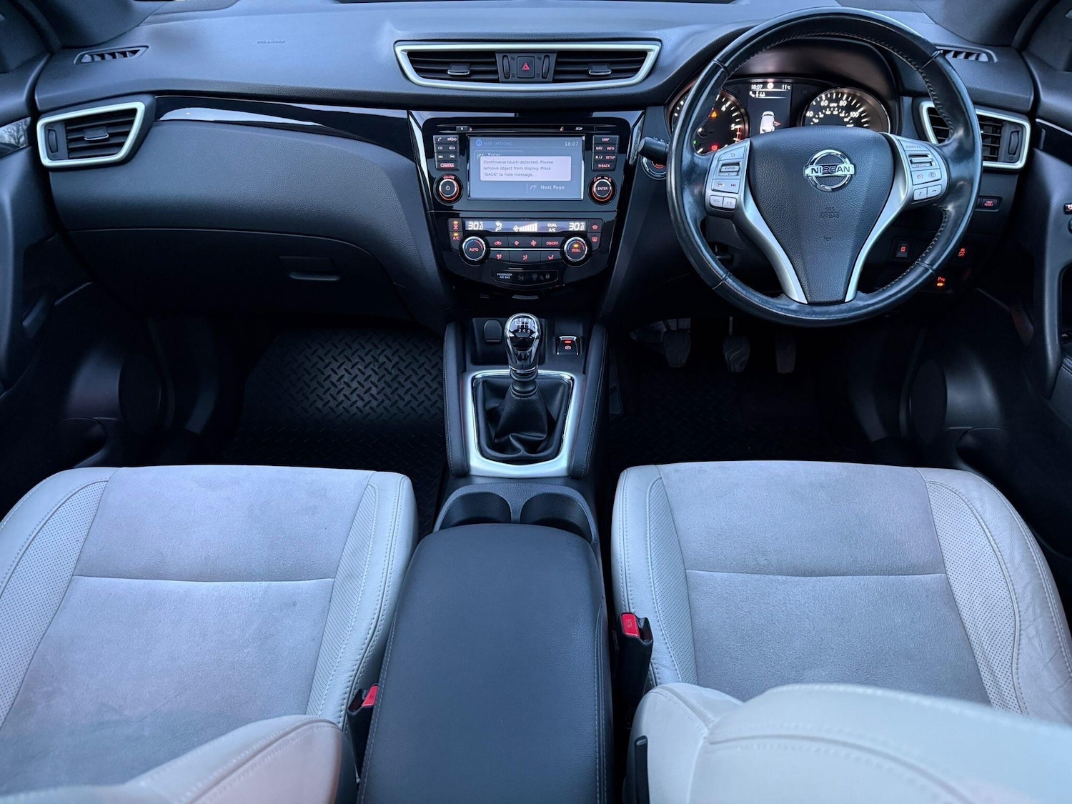 Used Nissan Qashqai 2014 for sale - 77924763: Photo 3