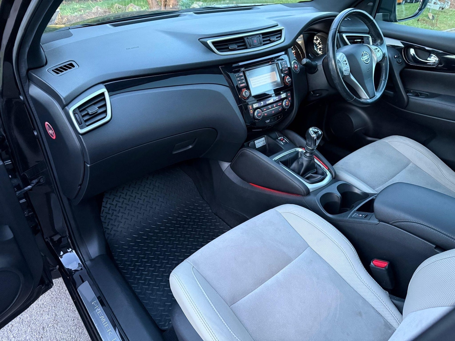 Used Nissan Qashqai 2014 for sale - 77924763: Photo 7