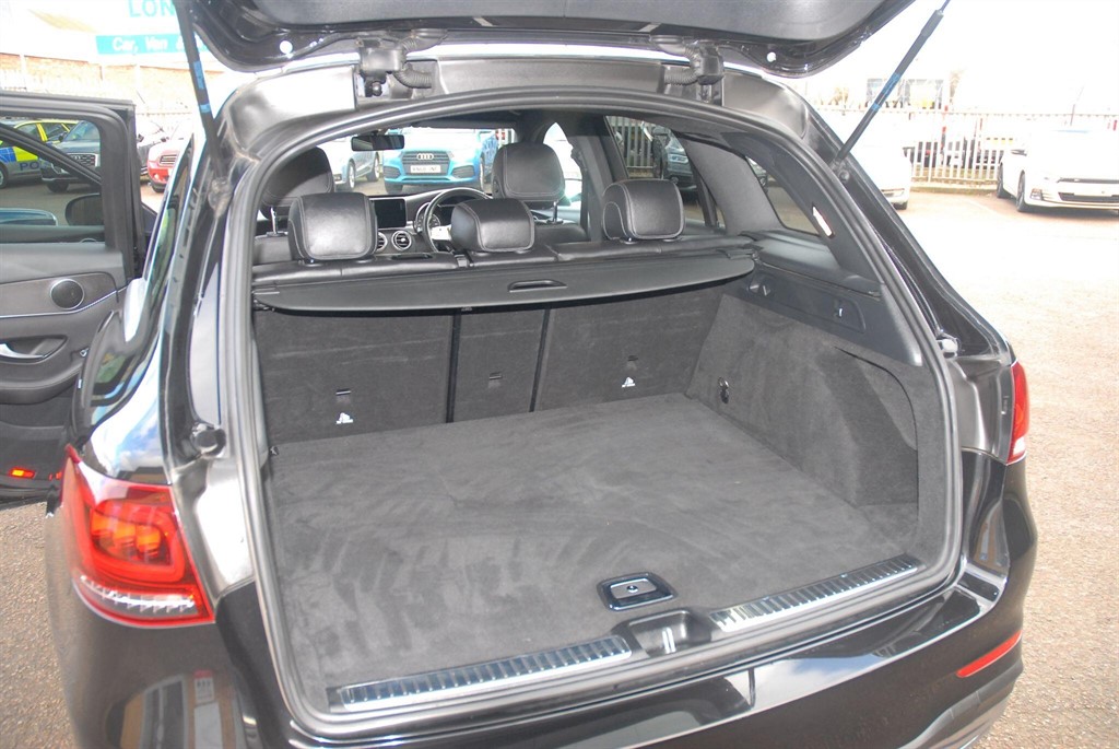 Used Mercedes-Benz GLC 2019 for sale - 77261950: Photo 16