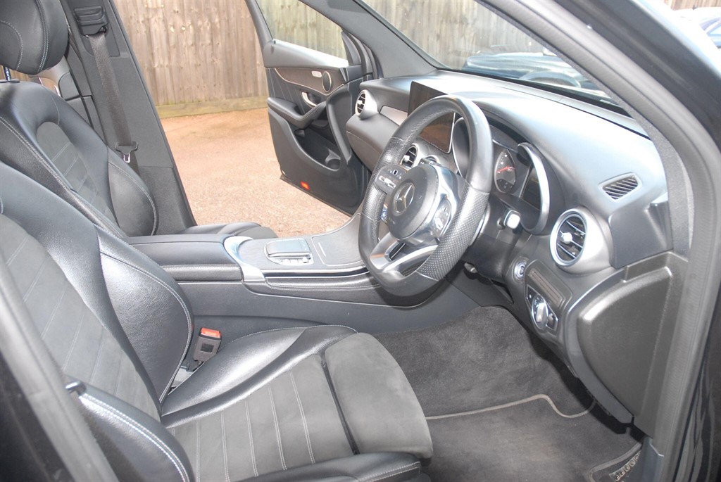 Used Mercedes-Benz GLC 2019 for sale - 77261950: Photo 18