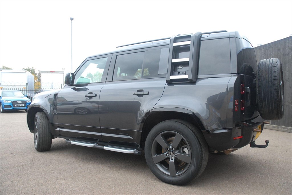 Used Land Rover Defender 2022 for sale - 76979847: Photo 18