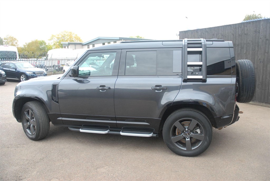 Used Land Rover Defender 2022 for sale - 76979847: Photo 20