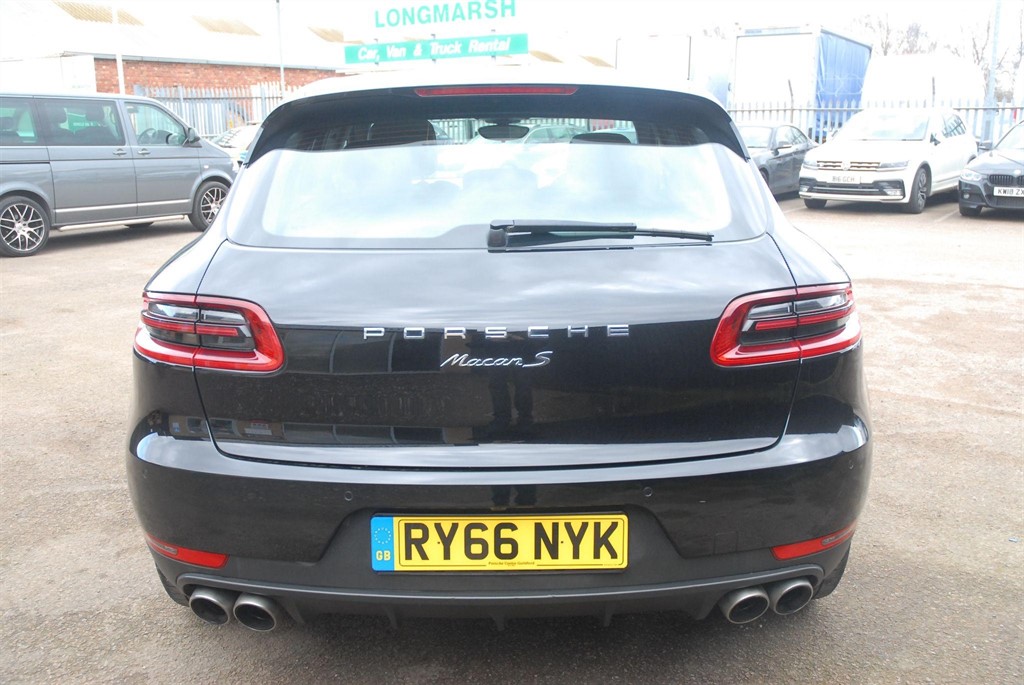 Used Porsche Macan 2016 for sale - 76979823: Photo 12