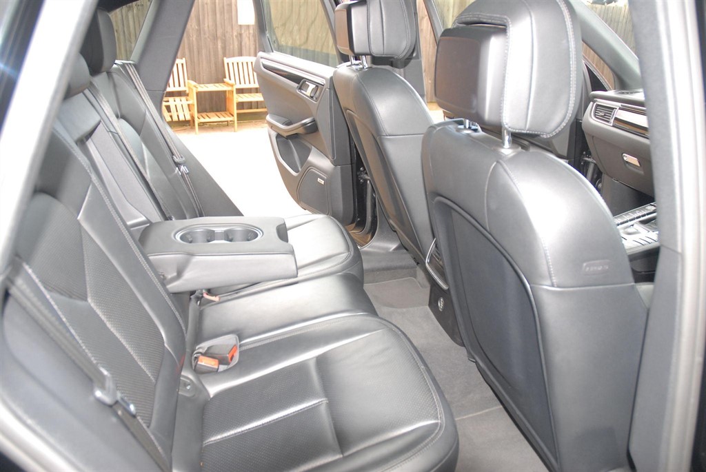 Used Porsche Macan 2016 for sale - 76979823: Photo 19