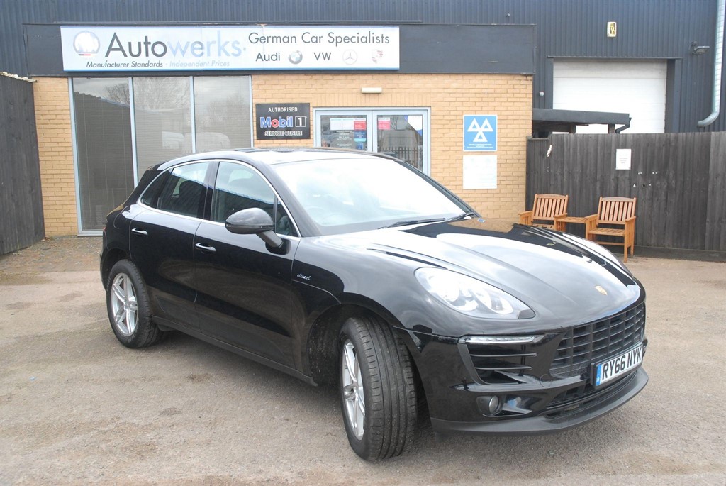 Used Porsche Macan 2016 for sale - 76979823: Photo 24
