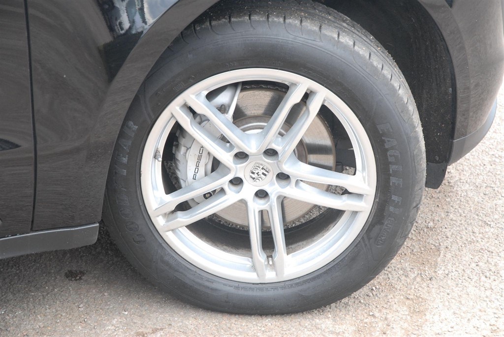 Used Porsche Macan 2016 for sale - 76979823: Photo 5