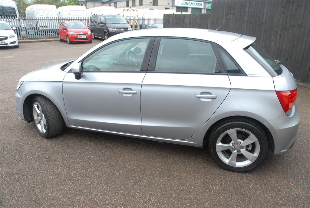 Used Audi A1 2015 for sale - 76979837: Photo 16