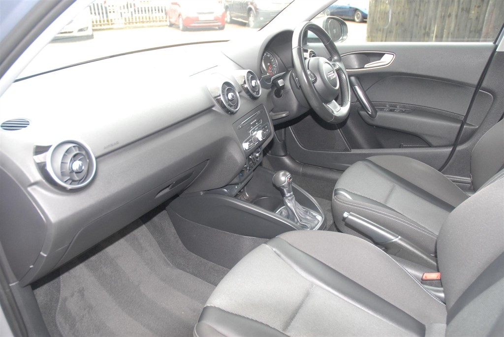 Used Audi A1 2015 for sale - 76979837: Photo 9