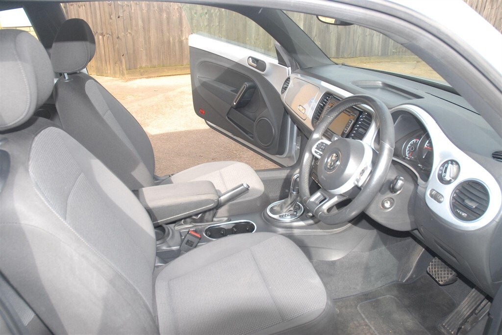 Used Volkswagen Beetle 2012 for sale - 77833789: Photo 17