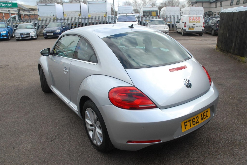 Used Volkswagen Beetle 2012 for sale - 77833789: Photo 4