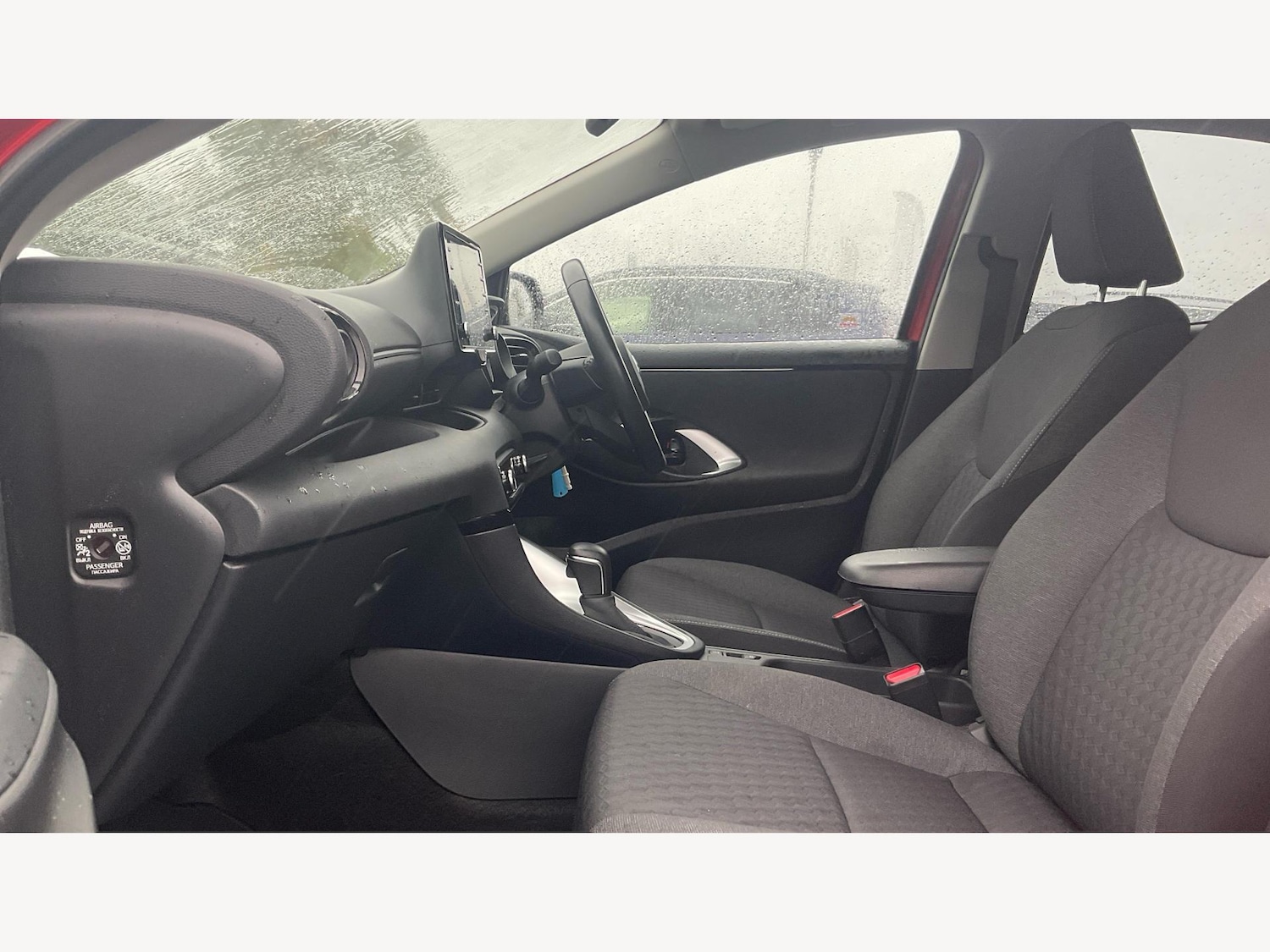 Used Toyota Yaris 2022 for sale - 76689426: Photo 12