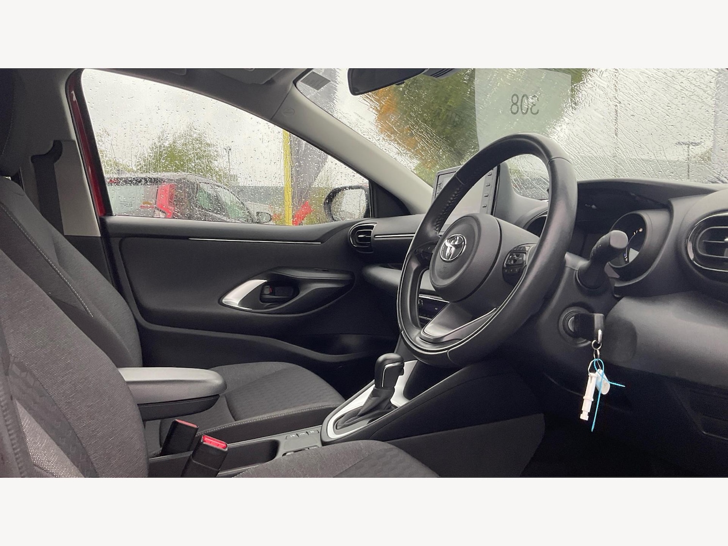 Used Toyota Yaris 2022 for sale - 76689426: Photo 13