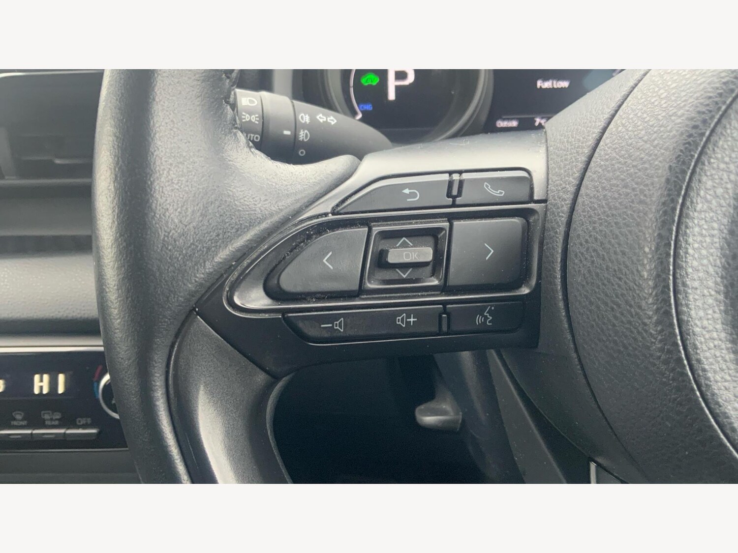 Used Toyota Yaris 2022 for sale - 77574895: Photo 25