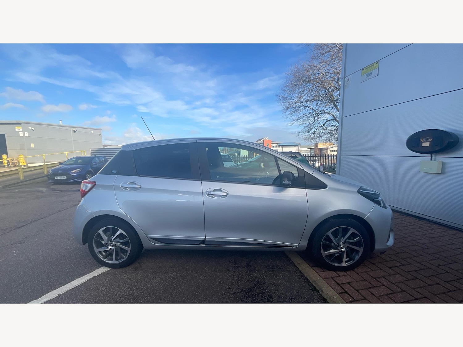 Used Toyota Yaris 2020 for sale - 77768479: Photo 18