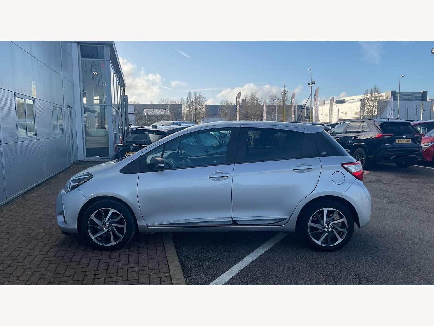 Used Toyota Yaris 2020 for sale - 77768479: Photo 19