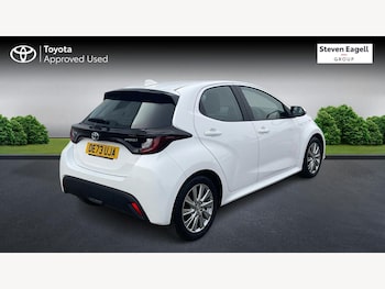 Used Toyota Yaris 2023 for sale - 78384786: Photo
