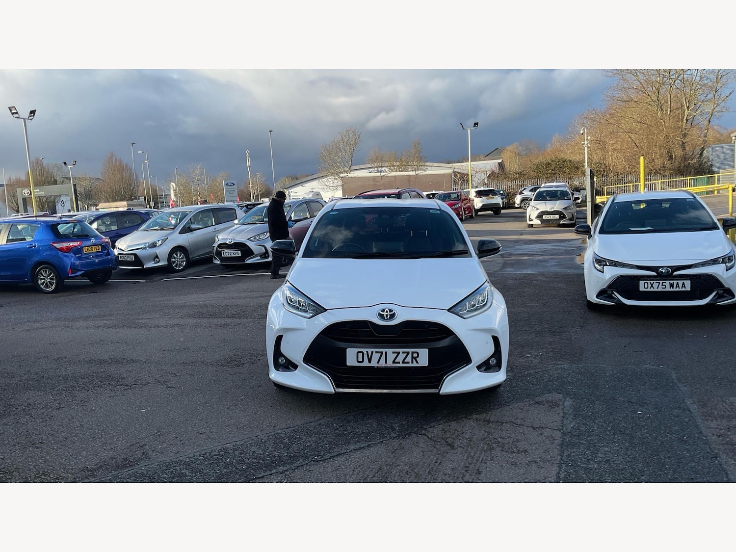 Used Toyota Yaris 2022 for sale - 77599140: Photo 17