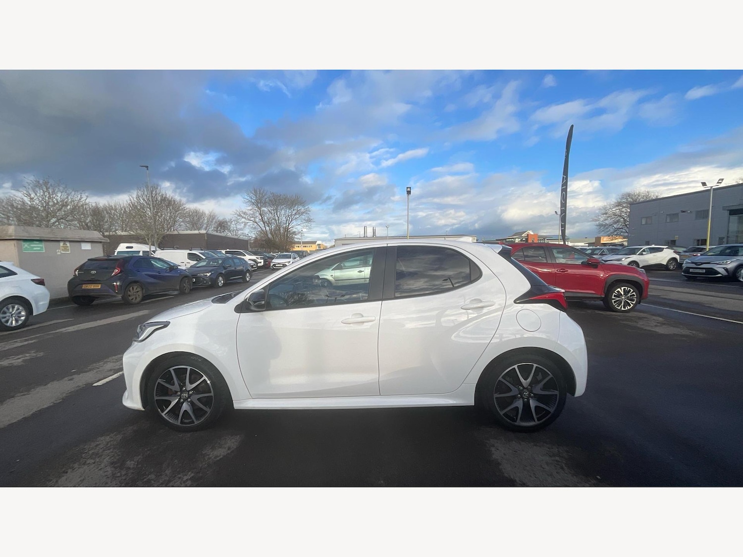 Used Toyota Yaris 2022 for sale - 77599140: Photo 19