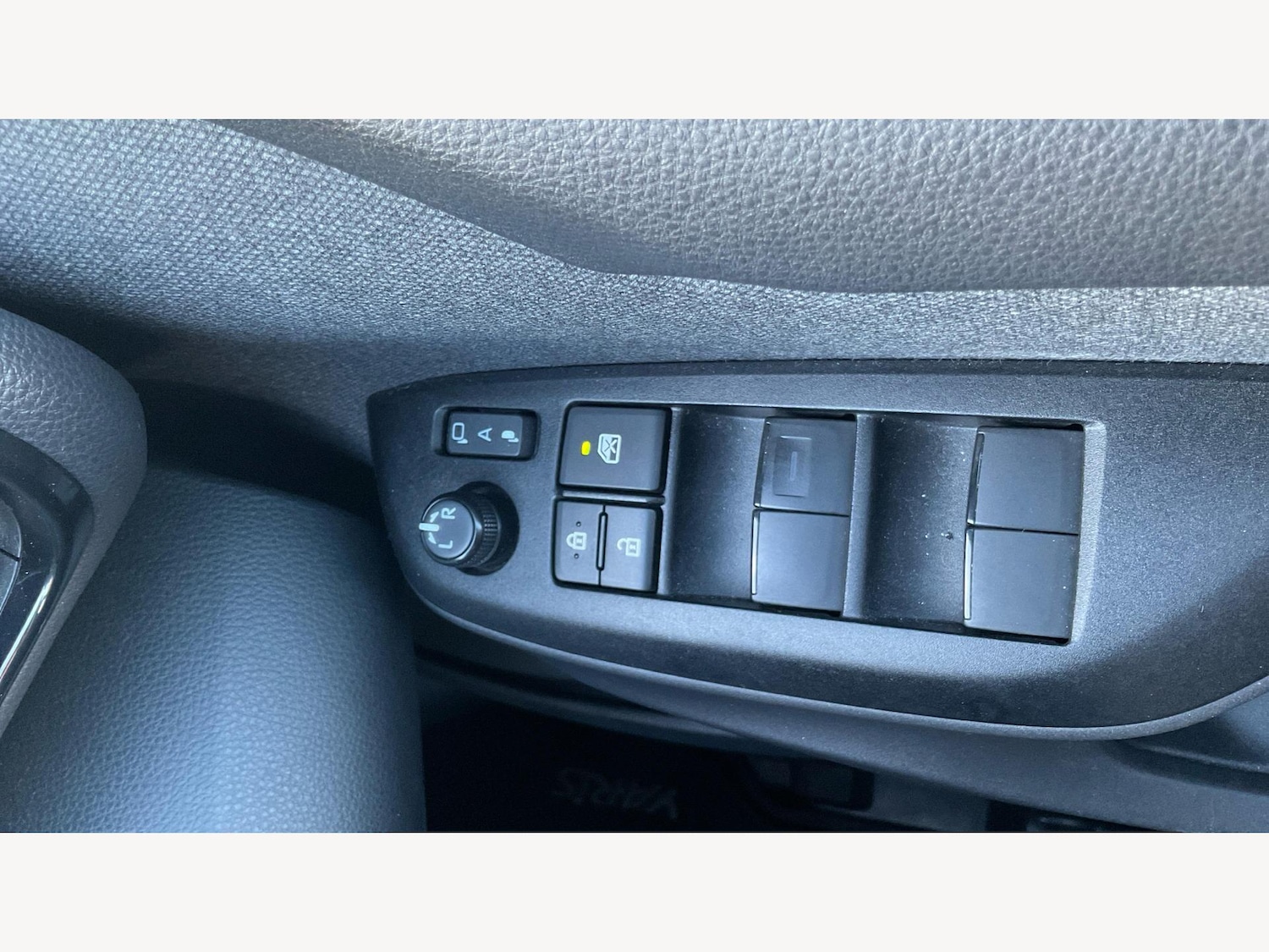 Used Toyota Yaris 2022 for sale - 77599140: Photo 27