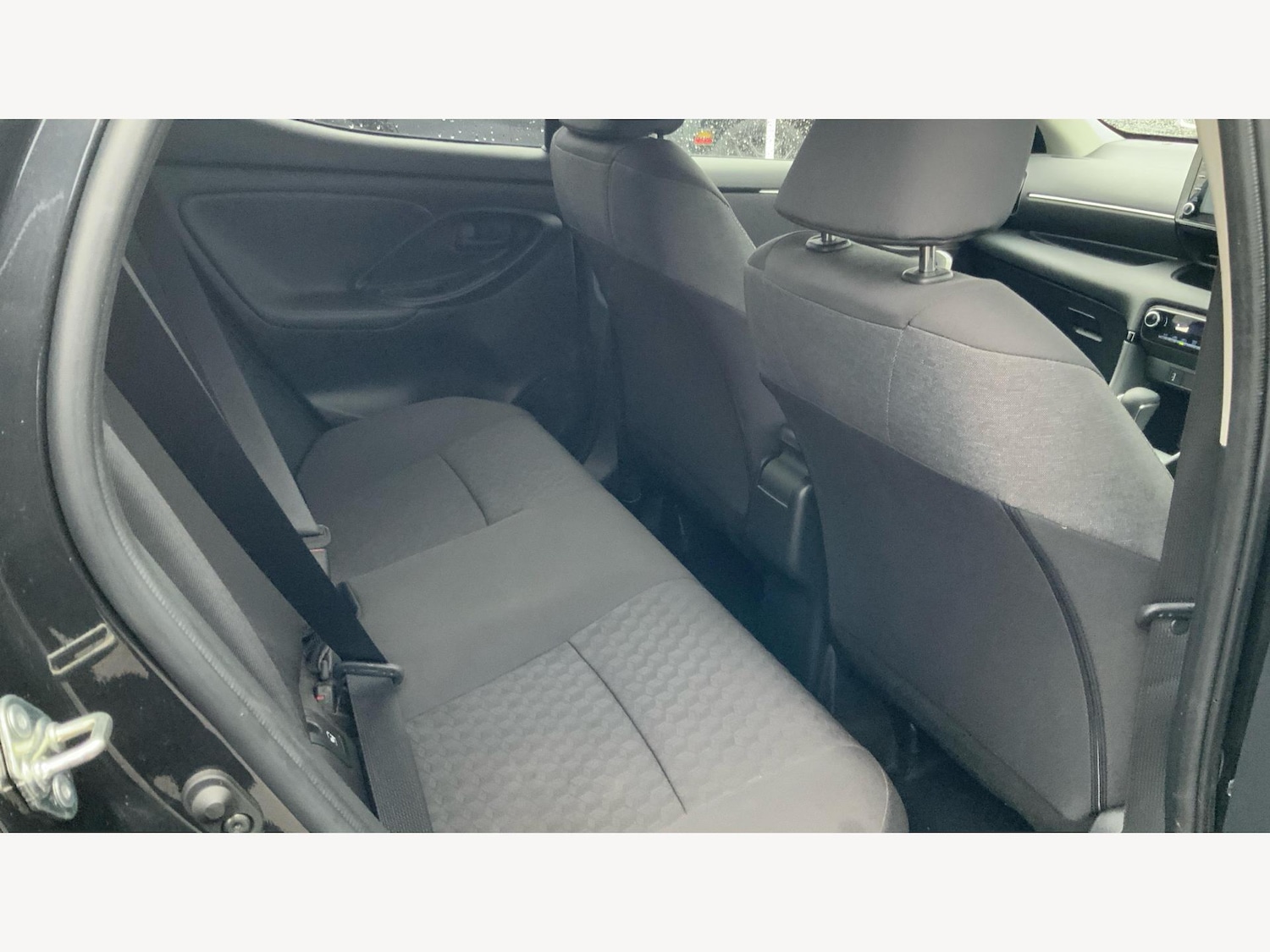 Used Toyota Yaris for sale - 77292094: Photo 14