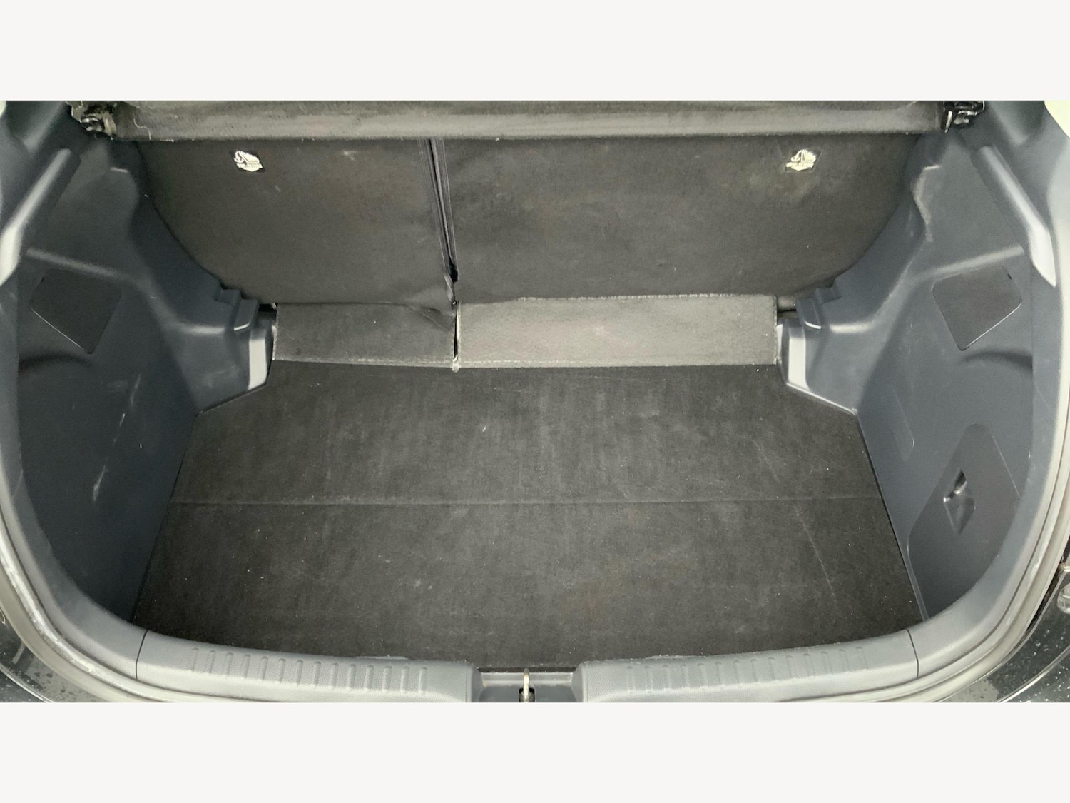 Used Toyota Yaris for sale - 77292094: Photo 16