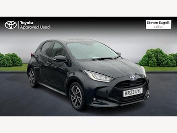 Used Toyota Yaris 2023 for sale - 77292094: Photo