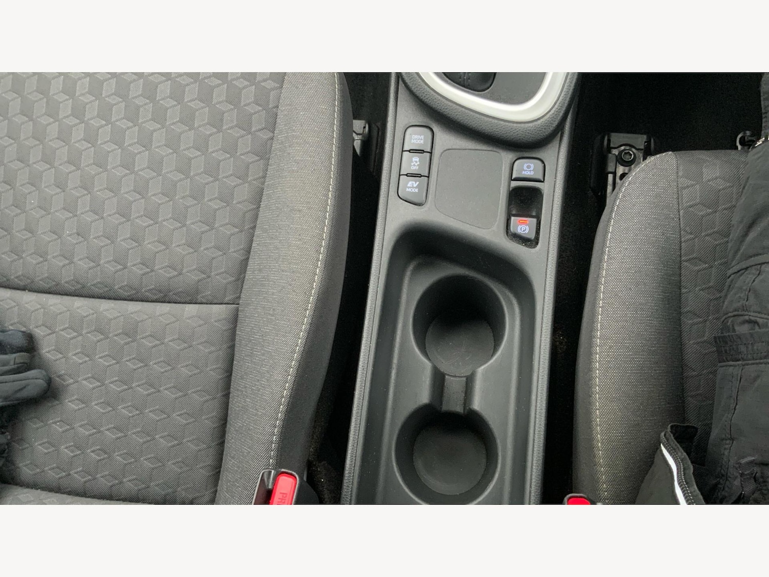 Used Toyota Yaris for sale - 77292094: Photo 26