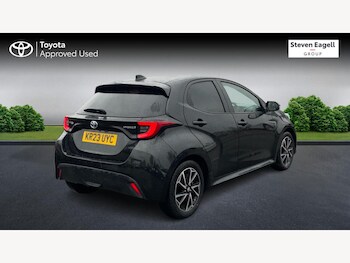 Used Toyota Yaris 2023 for sale - 77292094: Photo