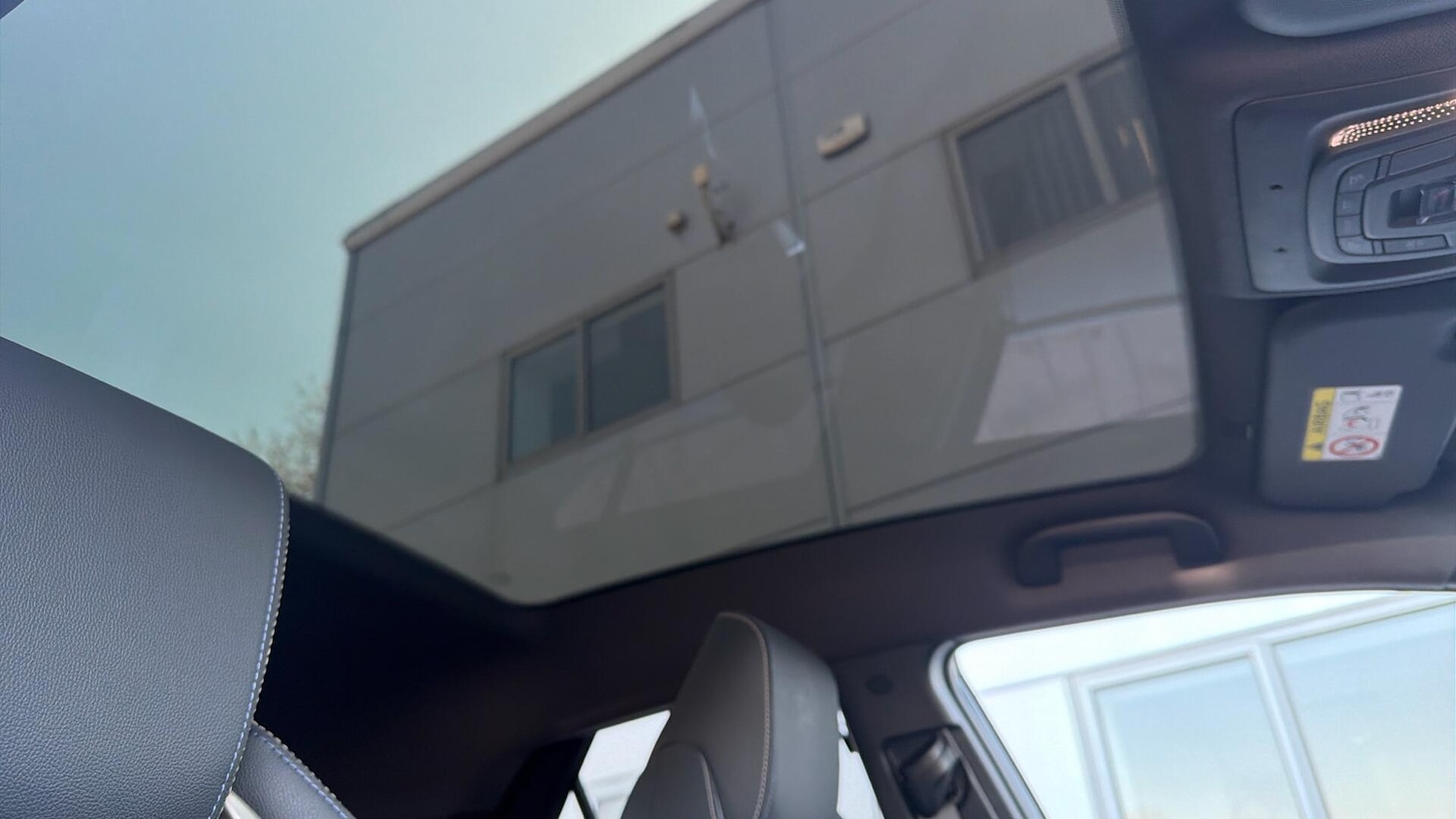 Used Toyota C-HR 2025 for sale - 78034142: Photo 38