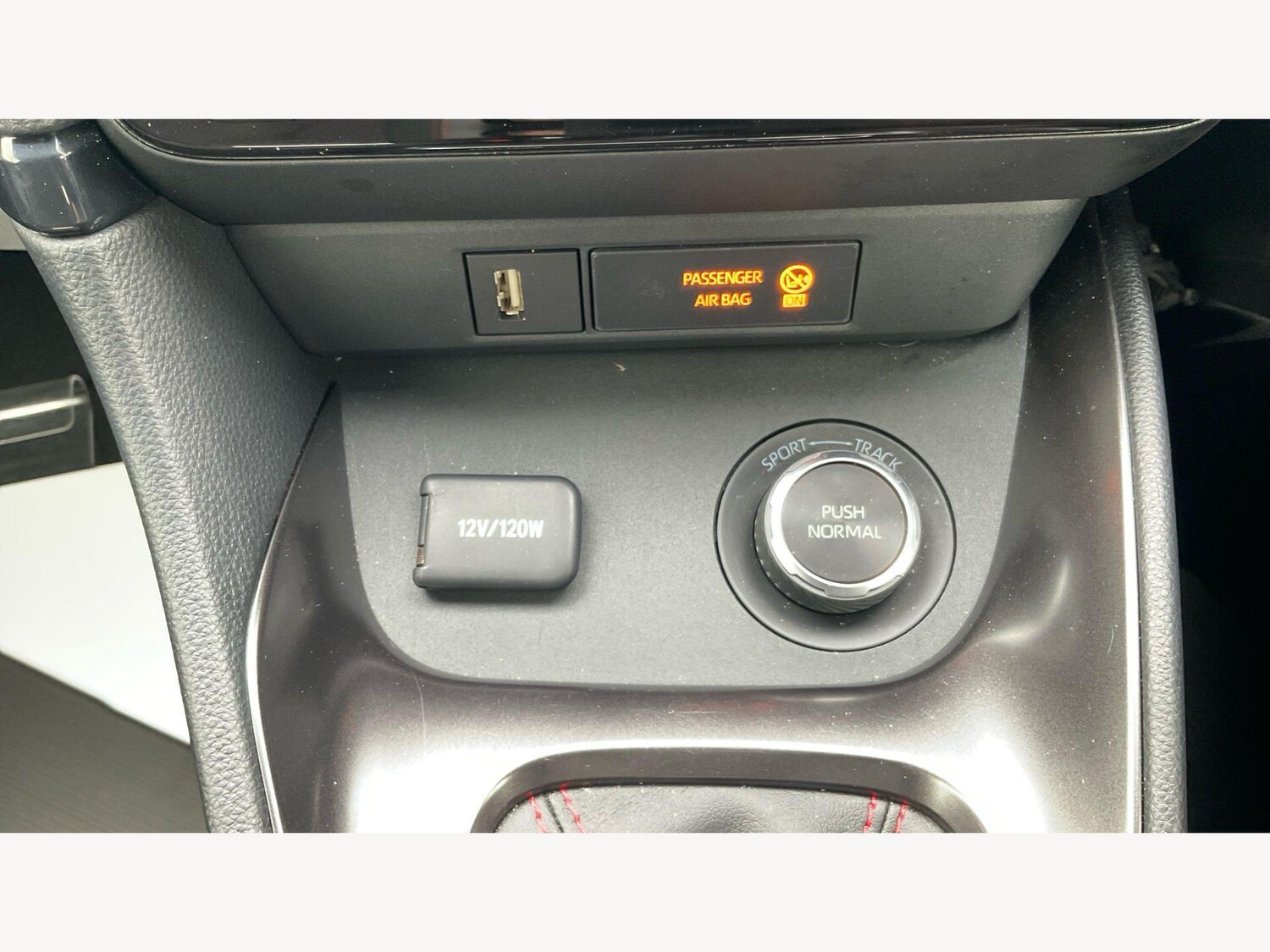 Used Toyota Yaris 2021 for sale - 78115702: Photo 24