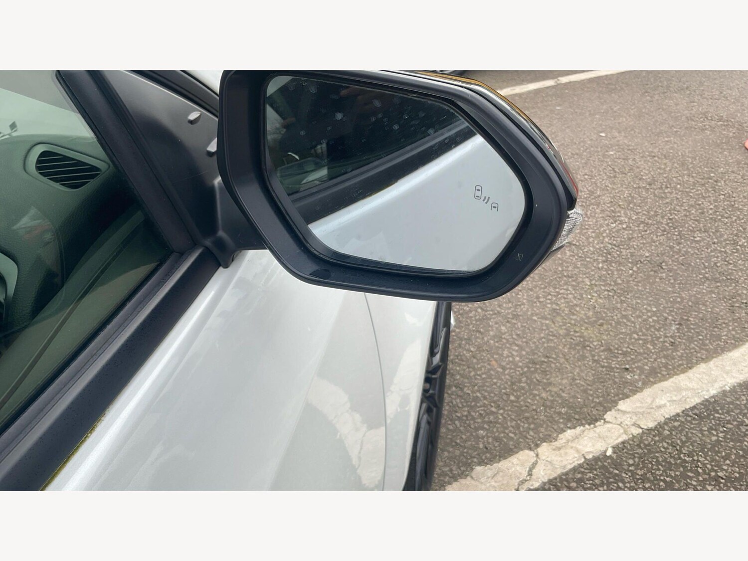 Used Toyota Yaris 2021 for sale - 78115702: Photo 36