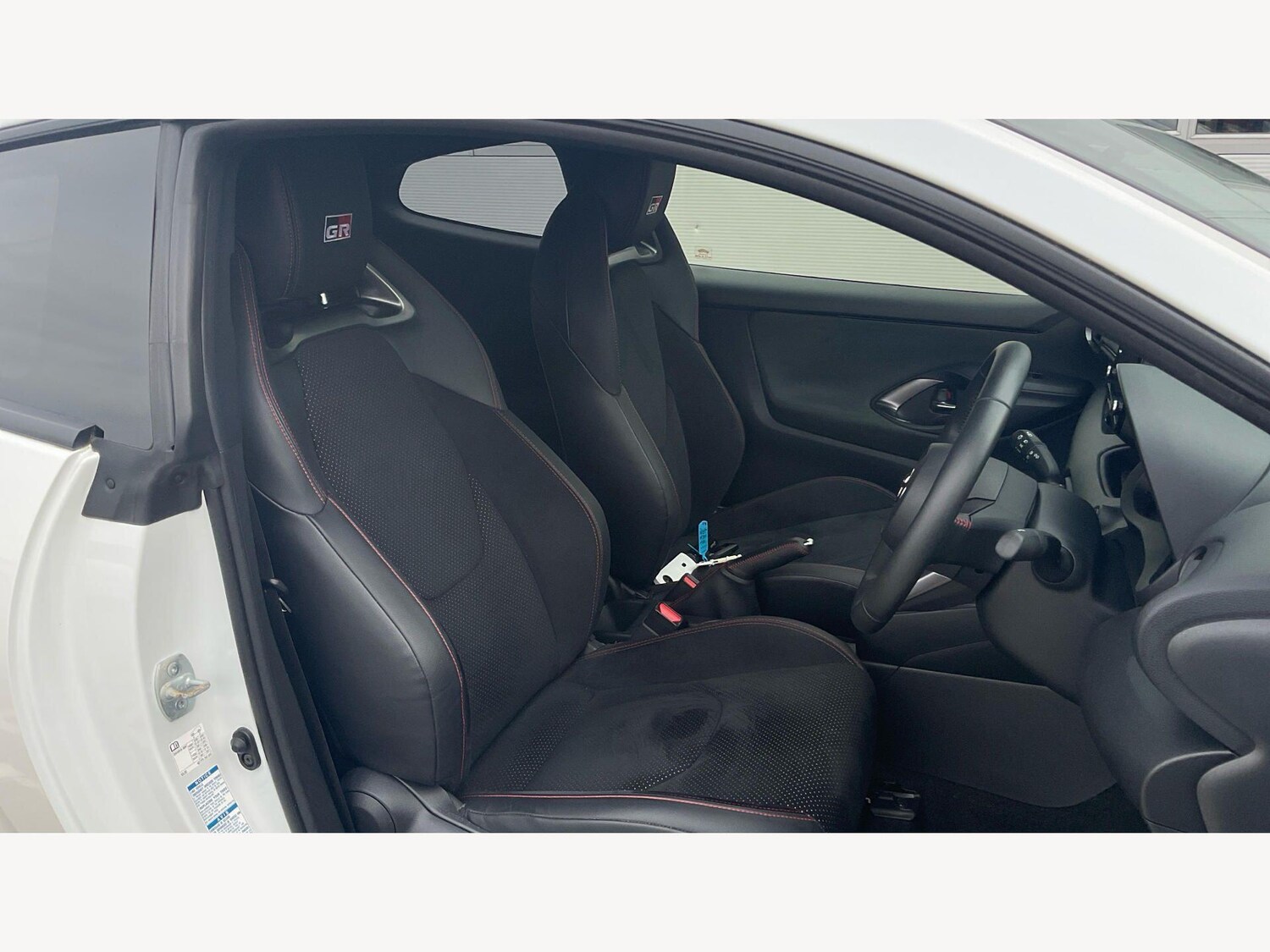 Used Toyota Yaris 2021 for sale - 78115702: Photo 42