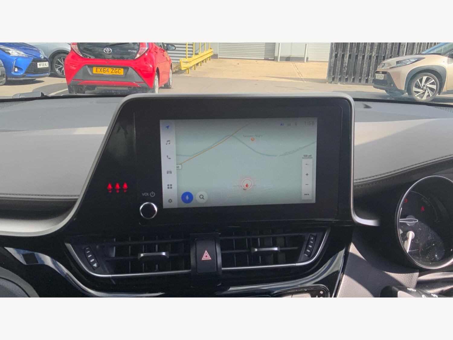 Used Toyota C-HR 2023 for sale - 76085237: Photo 9