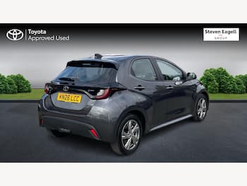 Used Toyota Yaris 2026 for sale - 79767008: Photo